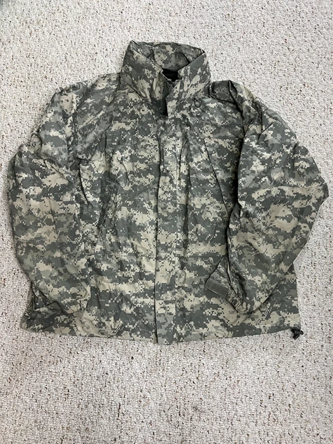 Army Extreme Cold Wet Weather Jacket-Gen III Large/Reg Gore-tex- Digital