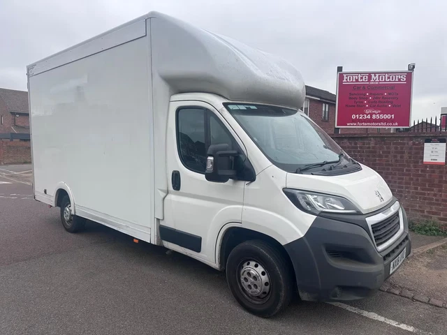Boxer Cab PEUGEOT BOXER 2.0 BlueHDi 335 Platform Cab L3 Euro 6 2dr Diesel Manual ...