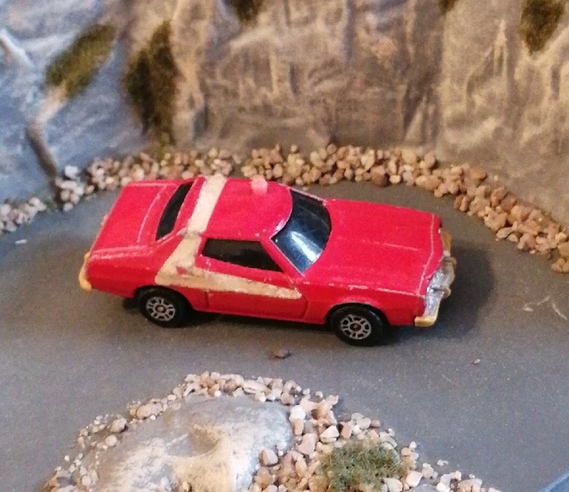 Ford Torino STARSKY et HUTCH avec 2 antennes - CORGI 292