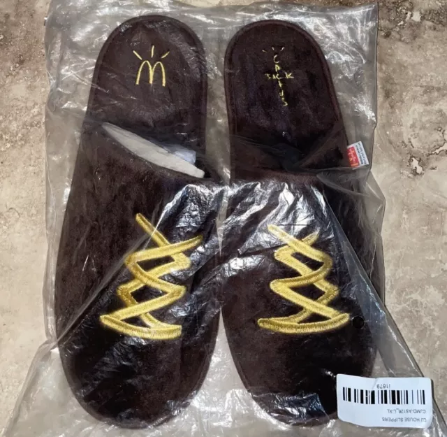 Travis scott top mcdonalds slippers