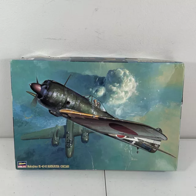 Hasegawa Nakajima Ki-43-II Hayabusa Oscar Japanese Army Fighter 1/32 Kit Unbuilt