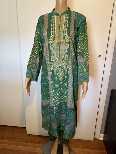 Pakistani / Indian shalwar kameez Stiched 2 Pc Embroidery Cotton Lawn . Large