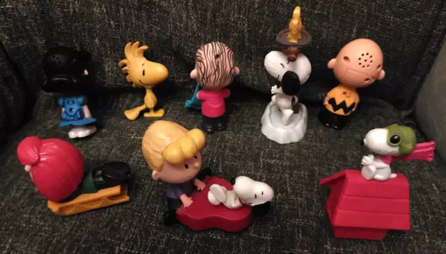 Mc Donald´s Peanuts Figuren 8 Stück Sammelfiguren Snoopy 2015 2