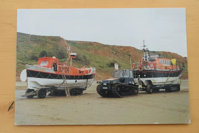 RNLI R N L I Lifeboat Postcard Mersey Class 12-13 Filey with 37-04