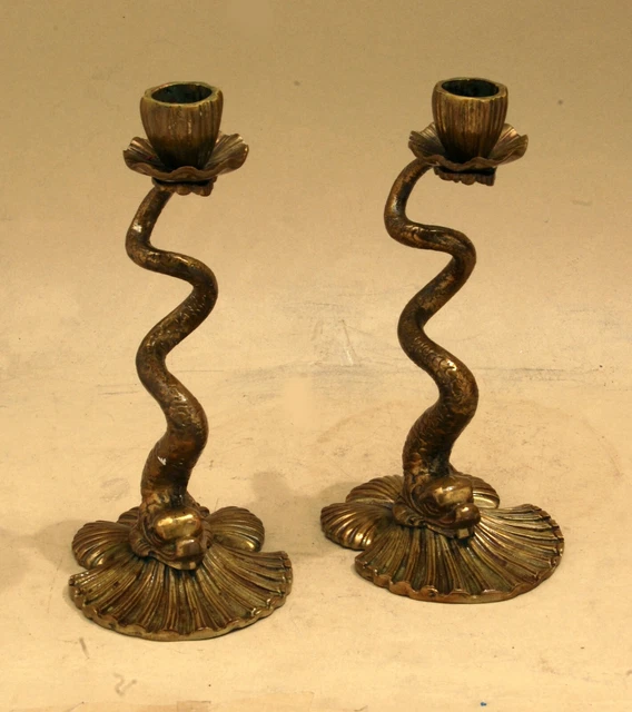 2 Rari Portacandele In Bronzo A Forma Di Pesce In Stile Liberty Dei Primi '900