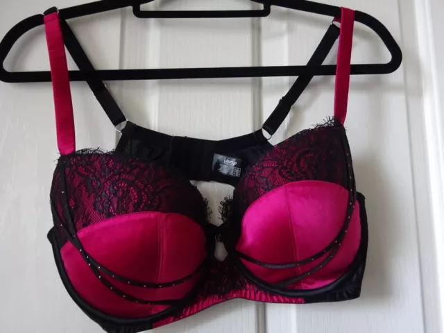 Bras N Things Vamp Bra Crimson Black  Lace & Details Size 14E Moulded Underwire