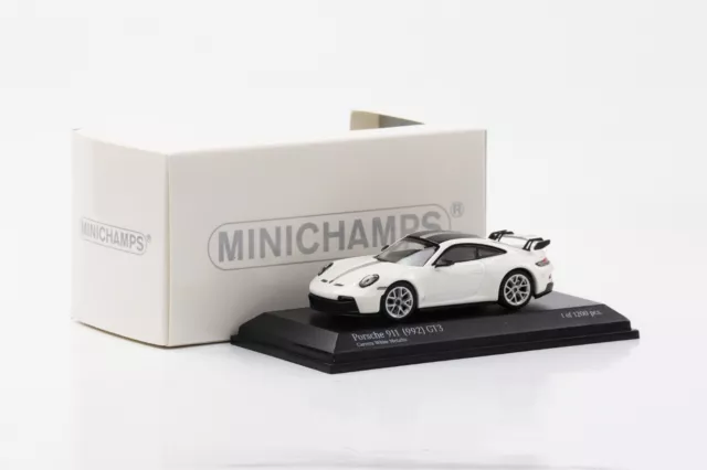 1:64 Porsche 911 992 GT3 2021 Carrera white metallic Minichamps 64 diecast