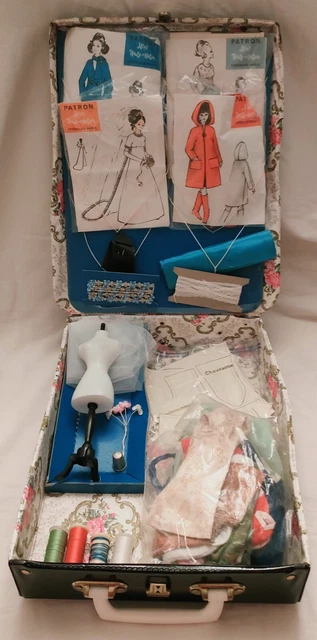 COFFRET TOILETTE POUPÉE ancienne porcelaine EUR 75,00 - PicClick FR