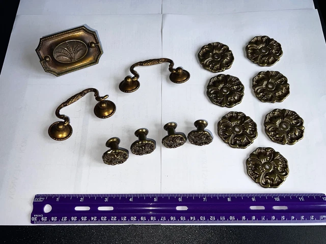 Vintage Hardware Drawer Pulls Dresser Cabinet Knobs Lot Glass Brass