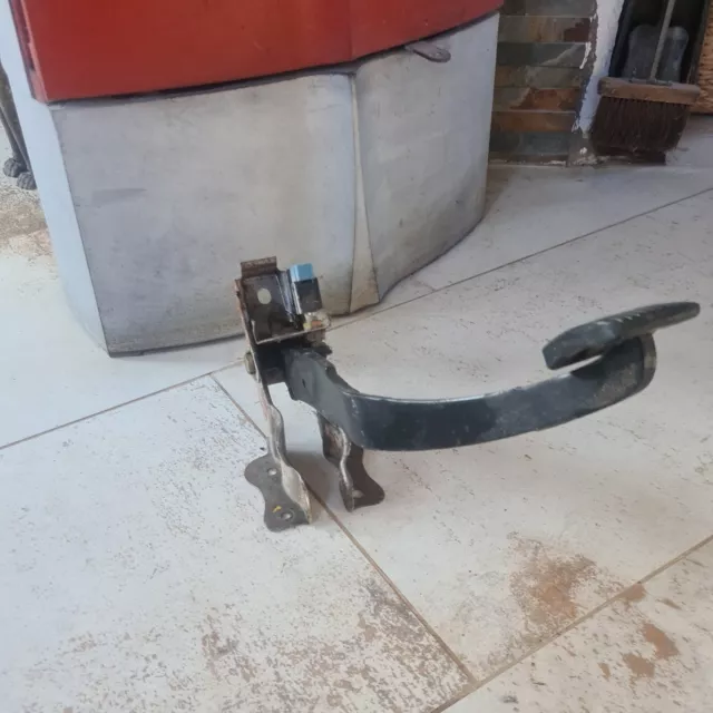 Pédale Frein Pour NISSAN Terrano/Terrano II 2.7 TDI (R20)