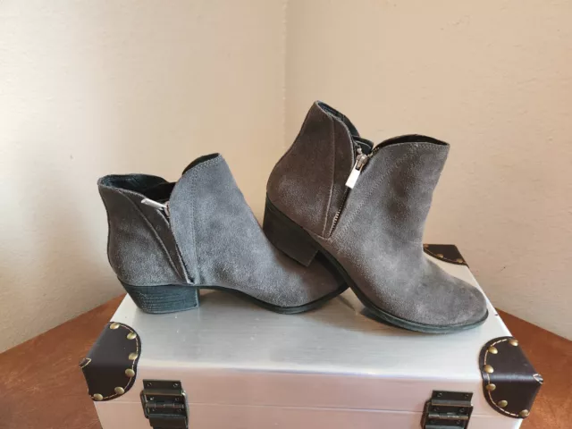 Lucky Brand Womens Gray Suede Ankle Boots Shoes 9 Zippers On Both Sides