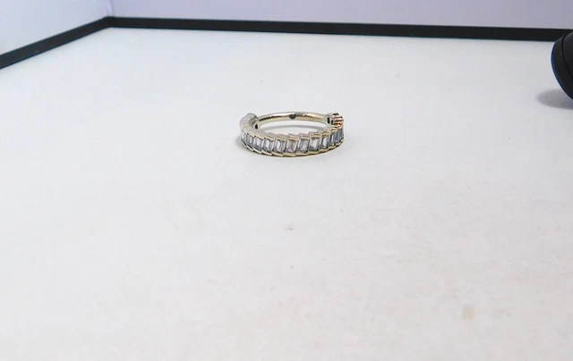 Glacial beauty ring deals