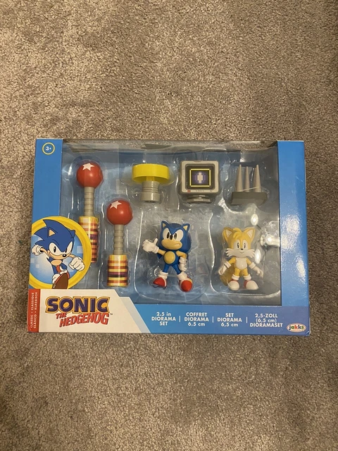 SONIC THE HEDGEHOG Diorama Set SONIC and a TAILS Action Figure Set £21. ...