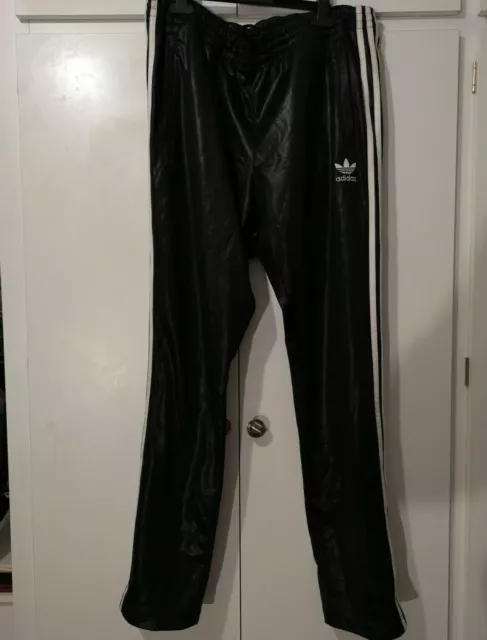 Pantaloni adidas lucidi 2025