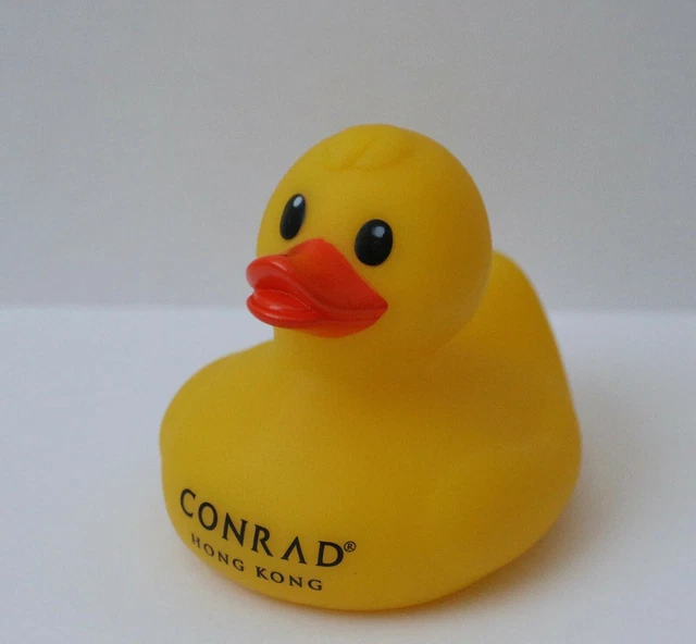 CONRAD HONG KONG Hotel Collectible Rubber Yellow Duck Hilton  display picture 3
