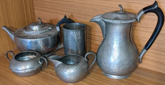 Collection of 5 pewter items (teapot, jug, etc)