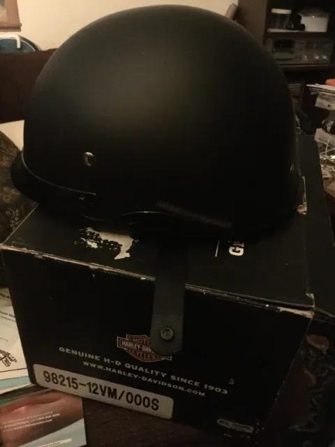 New Harley Davidson 1/2 Helmet Medium Notorious Gloss Black Box 98215-12vm/000m