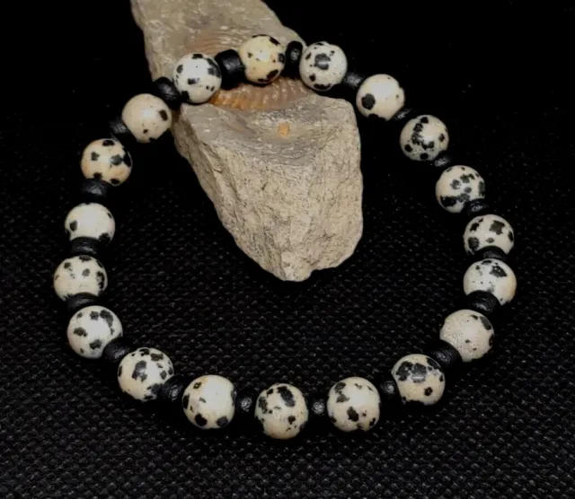 Dalmatian Jaspis Perlen Armband + Holzspacer - 17,5 cm - Elastisch - Unikat