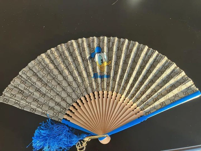 GUCCI x Disney Collaboration Donald Duck folding fan Sense Rare Japan