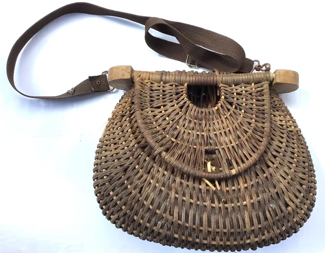 ANCIEN PETIT PANIER de pêche en osier-bourriche avec bandoulière cuir