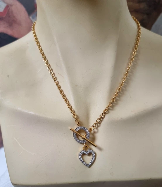 9ct Gold T-Bar Heart Pendant Necklace Hallmarked With Cubic Zirconia 5.5g 9ct Gold T-Bar Heart Pendant Necklace Hallmarked With Cubic Zirconia 5.5g