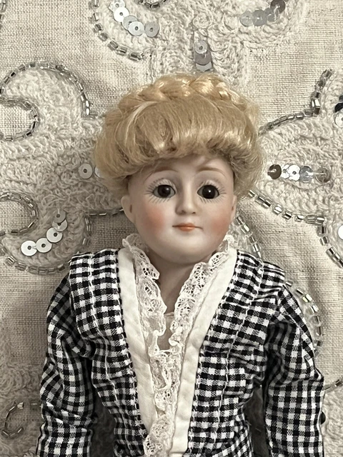 Rare Sz Kestner Germany Gibson Girl Doll 9” Bisque head cloth body 1910 Mark 172