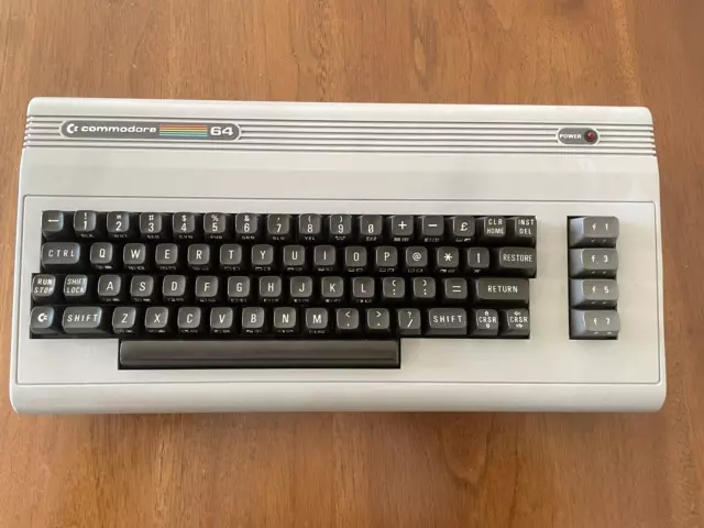 COMMODORE 64 Biscottone perfettamente funzionante  (IN GARANZIA)