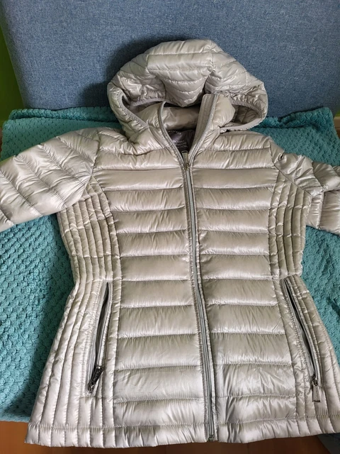 Calvin klein sales lightweight premium down