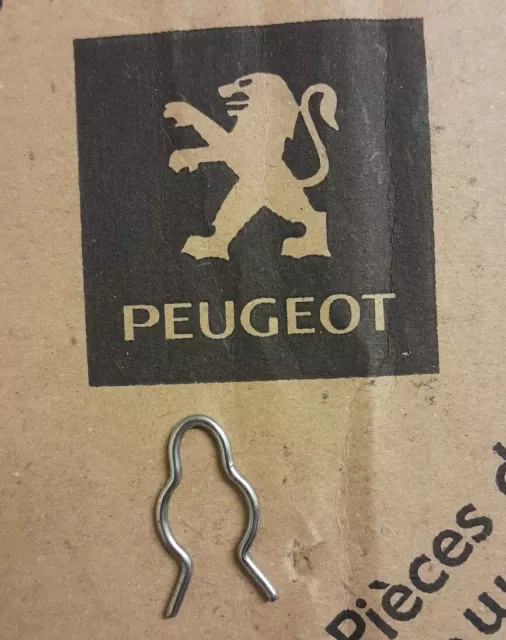 Peugeot Throttle Accelerator Cable Retaining Clip Stop 205 306 309 405 605 806