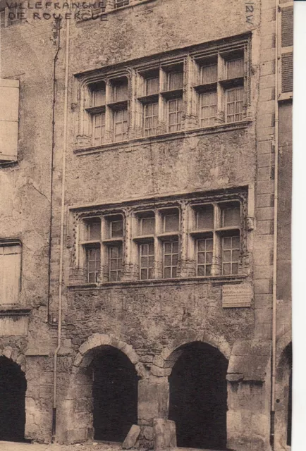 Carte postale ancienne AVEYRON VILLEFRANCHE-DE-ROUERGUE vieille façade