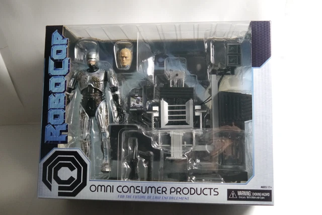 Battle Damaged RoboCop With Chair Figurine Ultimate RoboCop Neca 18 Cm 634482421420 Kingdom Figurine 4