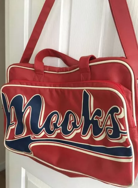 Mooks Travel Overnight Bag Red Retro Look Over Shoulder Carry Handles Free Post