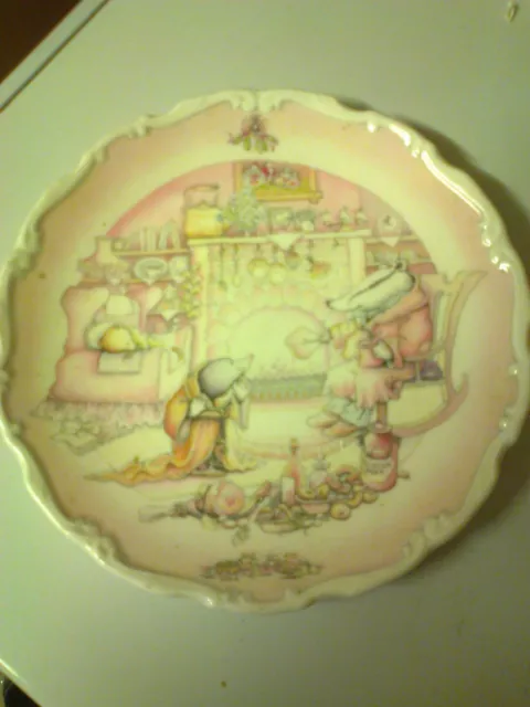 Collectable Wind In The Willows Plate Badgers House