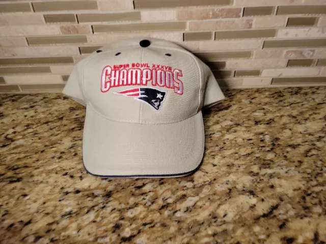 New England Patriots Hat Super Bowl XXXVIII Champions Cap Adjustable NFL Beige