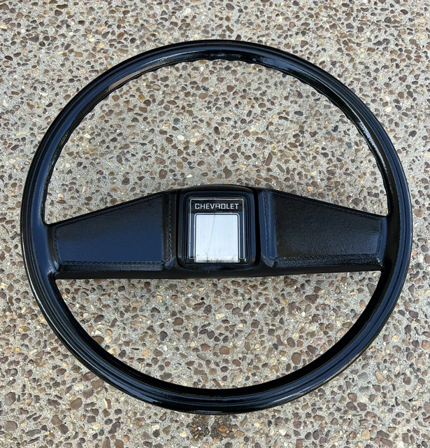 1973-Chevy Truck Suburban  C10 Blazer Steering Wheel OEM