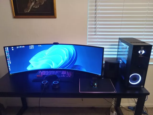 HIGHEND GAMING SETUP. Gaming PC, 49inch Monitor, Gaming Mouse, Gaming