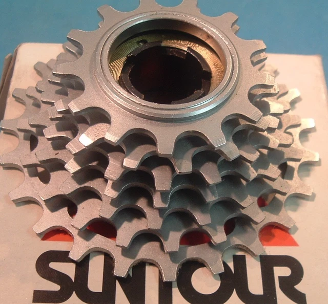 Roue libre à visser 6 vitesses 14/24D - SunRace