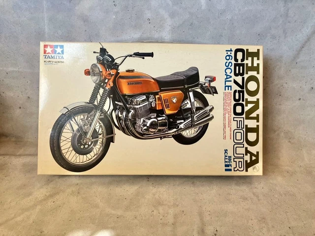 TAMIYA 1/6 HONDA CB750 Four Big Scale Series Plastic Model Kit