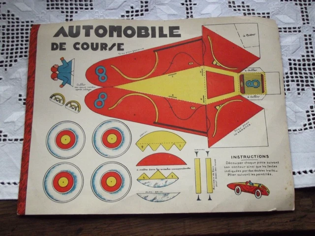 Ancien Jeu De Construction En Carton / Maquette