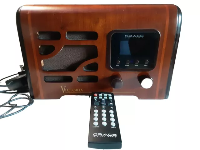 Grace Digital Victoria GDI-IRN1941 Wireless Internet Radio Walnut, With Remote