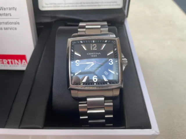 CERTINA 'DS Podium Square' quartz watch with a brand new strap, box and papers 2