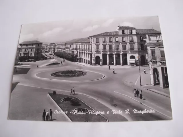 Crotone - Piazza Pitagora e Viale R. Margherita - spedita f. g. franc asp  1963