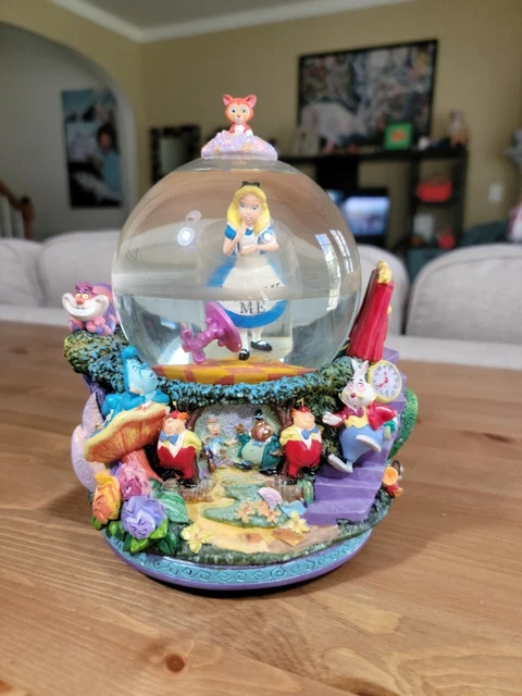 Disney Alice in Wonderland Snow Globe Drink Me Musical Retired RARE No Box Disney Alice in Wonderland Snow Globe Drink Me Musical Retired RARE No Box