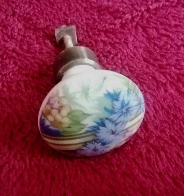 PORCELAINE de PARIS : Ancien Bouton en Porcelaine Décor Floral pour Porte Meuble