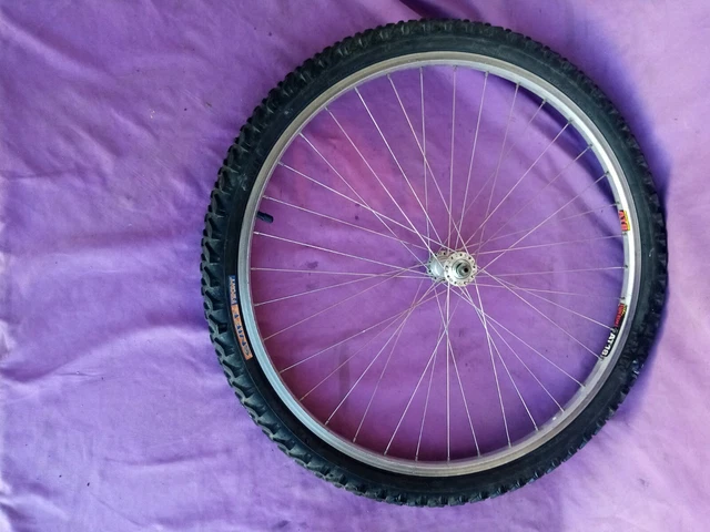 Roues VTT Sun TL18 26 Pouces Avec Moyeux Shimano Acera X - Occasion En Bon état