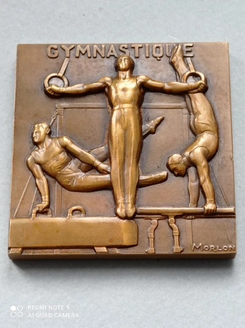 Médaille Bronze  Sport Gymnastique signée Morlon dans sa boîte d'origine