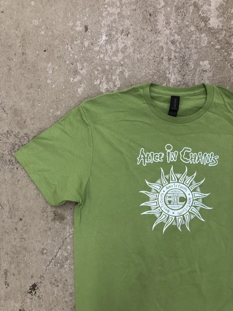 T-shirt serigrafata Alice In Chains taglia M nuovissima mai indossata grunge