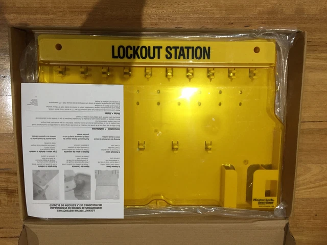 Master Lock 1483 Lockout Station