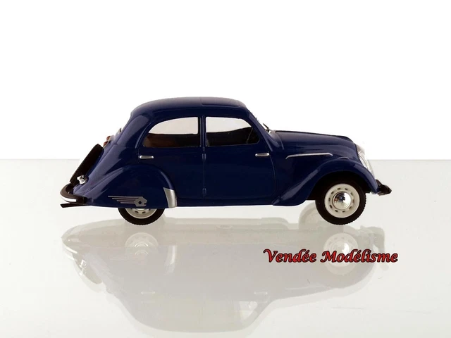 Miniature Paradcar 1/43 – Peugeot 202 Berline 1938 (Rouge, Comme Neuve)