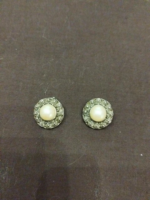 Boucles D'oreilles Clips Vintage - Doré Et Argenté Avec Demi-perle Blanche - Excellent état